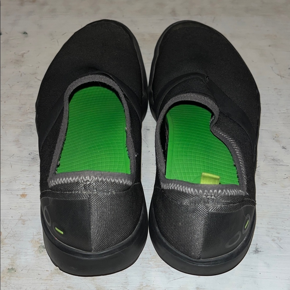 OOFOS OOmg Low recovery shoes | size 8 - Picture 3 of 8